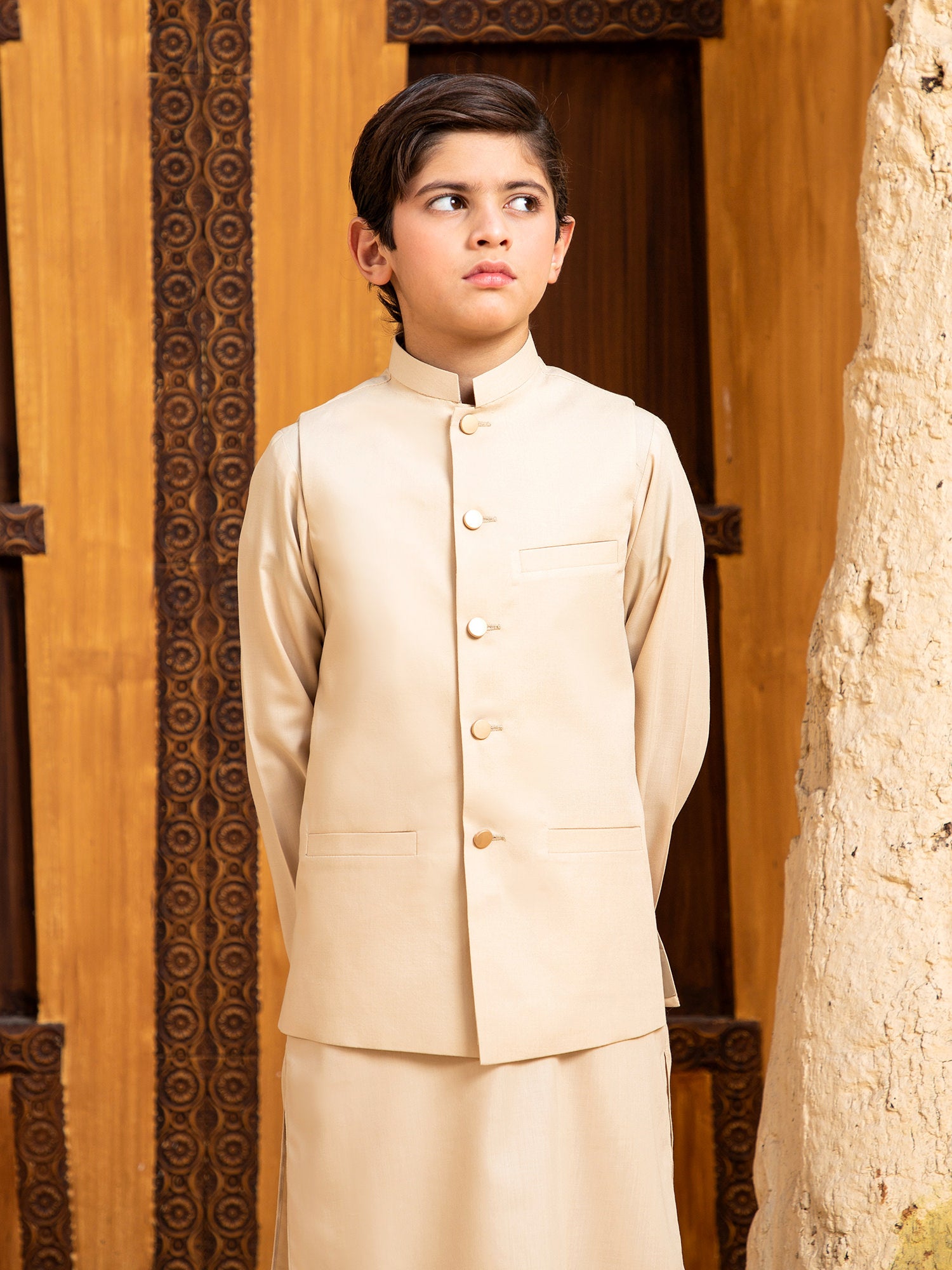 Ivory Skin Kurta Trouser with Waistcoat